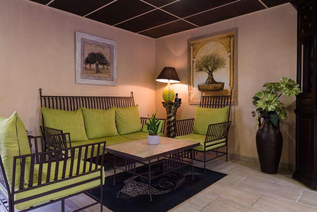 The Originals City, Hotel Le Village Provencal, Aix-En-Provence Nord Pertuis Faciliteiten foto