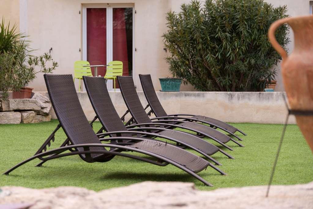 The Originals City, Hotel Le Village Provencal, Aix-En-Provence Nord Pertuis Buitenkant foto