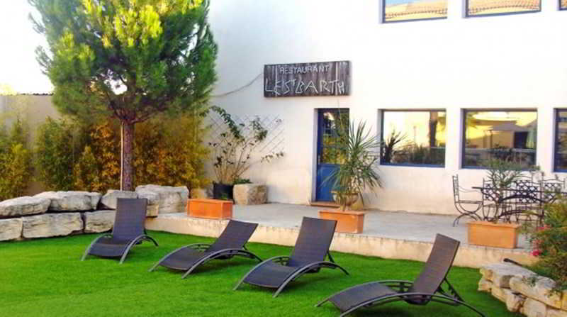 The Originals City, Hotel Le Village Provencal, Aix-En-Provence Nord Pertuis Buitenkant foto