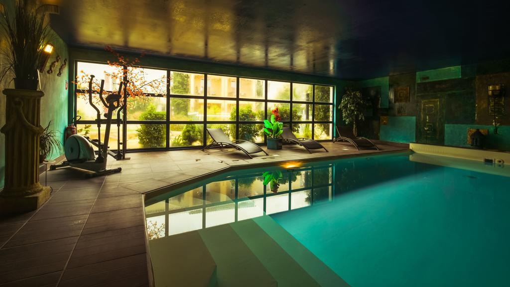 The Originals City, Hotel Le Village Provencal, Aix-En-Provence Nord Pertuis Buitenkant foto