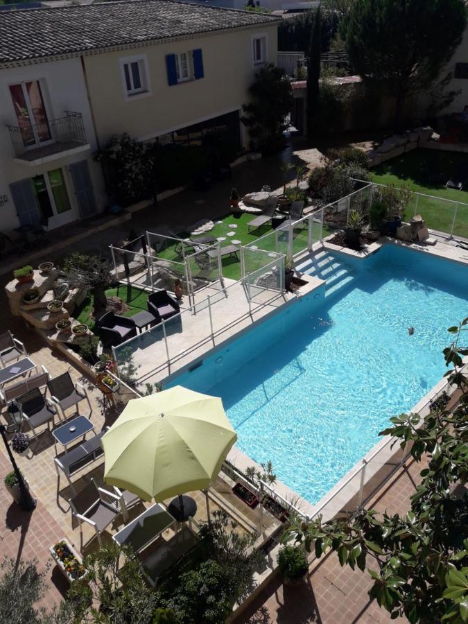 The Originals City, Hotel Le Village Provencal, Aix-En-Provence Nord Pertuis Buitenkant foto